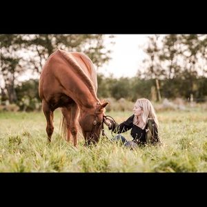 Meet your Posher, Abigail